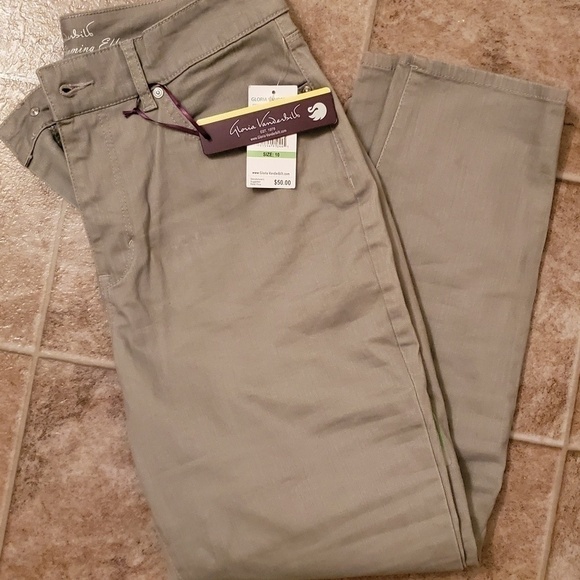 JESSA Curvy Skinny Ankle Jeans - Picture 2 of 2